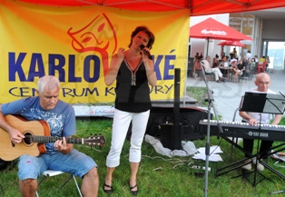 BURIAN-BARTOŠOVÁ-JONÁŠ TRIO