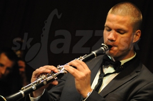  NIKOLAJ NIKITIN  