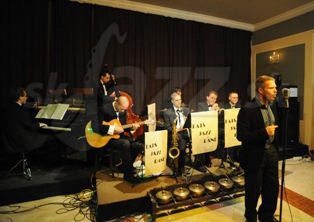  BAND + JURAJ  