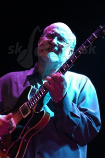  JOHN  