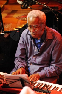  DONALD SMITH  