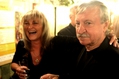 JURAJ S MANŽELKOU KVETKOU  