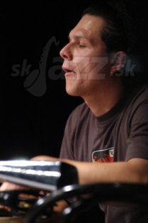  EDDY PORTELLA 