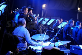  BIG BAND  