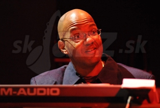  GERALD GIBBS  