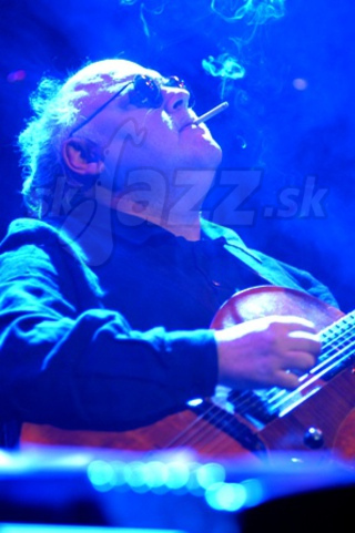  KARL RATZER  