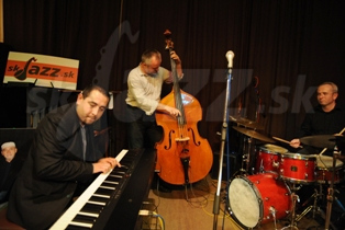  NBS TRIO  