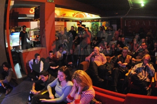 PUBLIKUM  