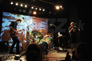  NILS PETTER MOLVÆR TRIO  