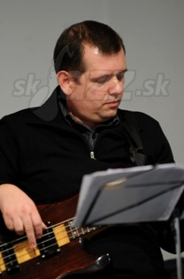  IVAN  