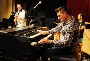  RAPHAEL WRESSNIG´S ORGANIC TRIO  