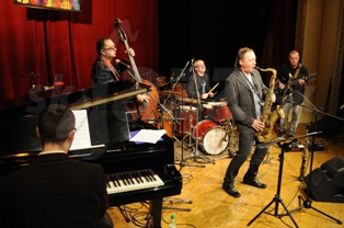  ŠTEFAN PIŠTA BARTUŠ & JAZZBROTHERS  