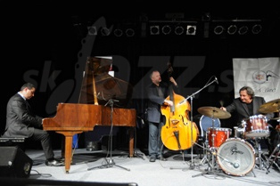  KLAUDIUS KOVÁČ TRIO  