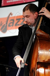 TOMÁŠ  