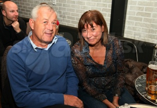  MANŽELIA SÁMELOVCI  