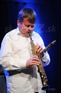  PETRAS VISNIAUSKAS  