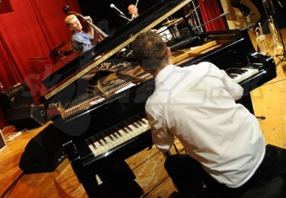  AMC TRIO  