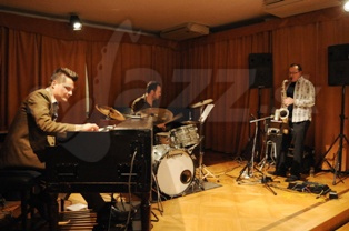  HARRY SOKAL GROOVE  