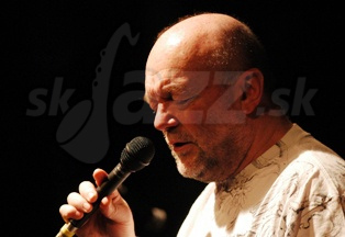  PETER LIPA