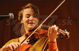  JUDITH REITER  