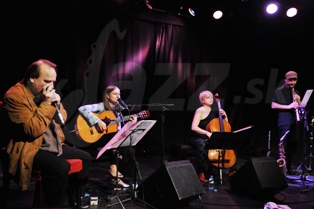  DANA TUPINAMBÁ BAND  