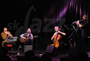  DANA TUPINAMBÁ BAND  
