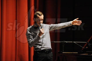  PAWEL PREDSTAVUJE ...  