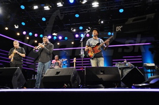  MARCUS MILLER BAND  