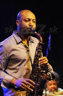  CHRIS  