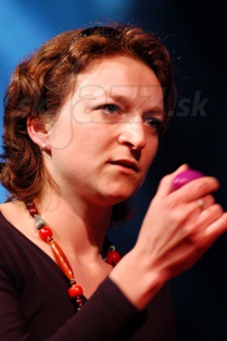  MIRIAM BAYLE  