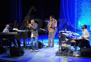  GRÉGOIRE MARET QUARTET  