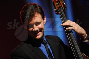  NEIL MINER  