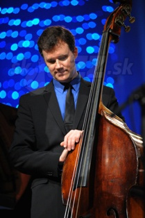  NEIL  