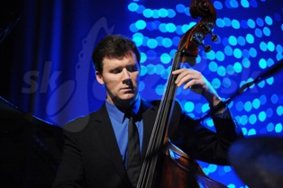  NEIL  