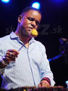  STEFON HARRIS  