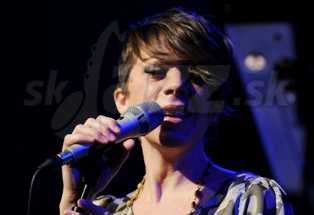  GRETCHEN PARLATO  