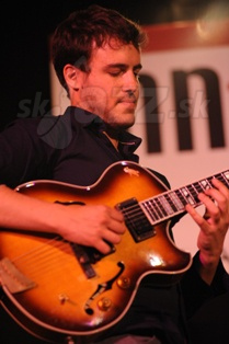  GILAD  