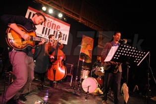  GILAD HEKSELMAN QUARTET  