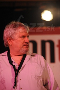  RONNIE  