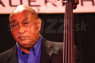  REGGIE JOHNSON  