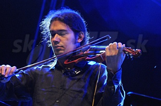  SIMON FRICK  