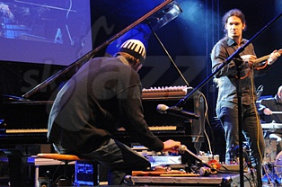 DAVID + SIMON  