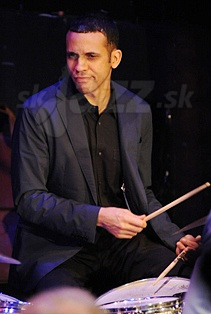  ADAM  