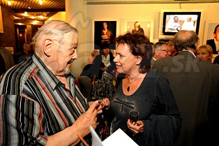  JURKOVIČ A ADRIENA BARTOŠOVÁ  
