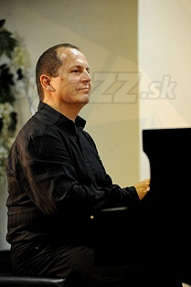 ZDENKO HUSÁREK  