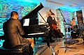  THE JAZZ TRIO  