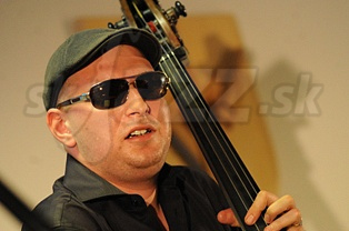  TOMÁŠ BAROŠ  