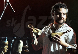 DIEGO KANDIVAR  