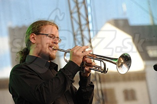  BASTIAN  