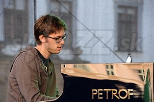  PHILIPP  